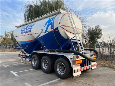 Remolc a granel sec a la venda